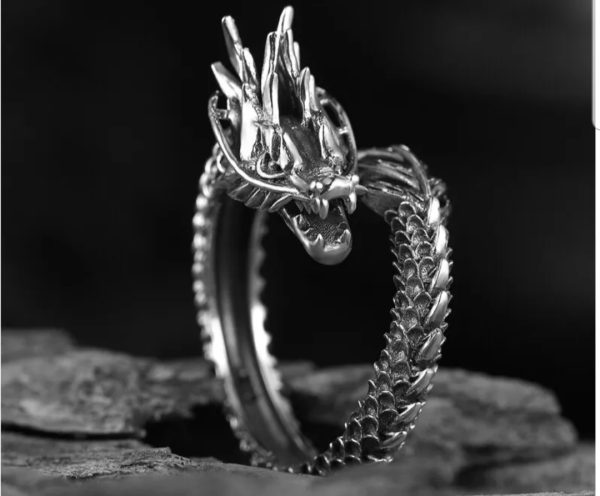 ❤❤❤  Dragon male adjustable ring