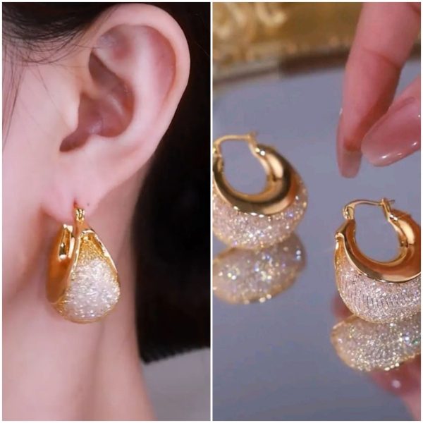 ⚠️⚠️❤Luxury Gold ear rings [not pure Gold ][No water and chemical Touches]