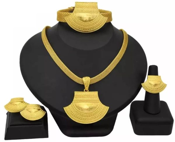 Z gold plated jewlery.note;-just gold plated not pure or real gold 24K Dubai Real Gold Pure Plated Gold Necklace Set Wedding Party Necklace Earring